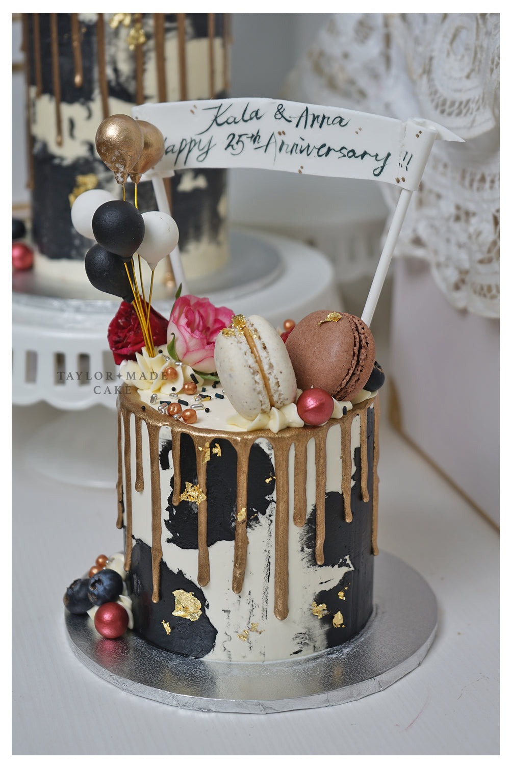 Black & White Balloon Cake