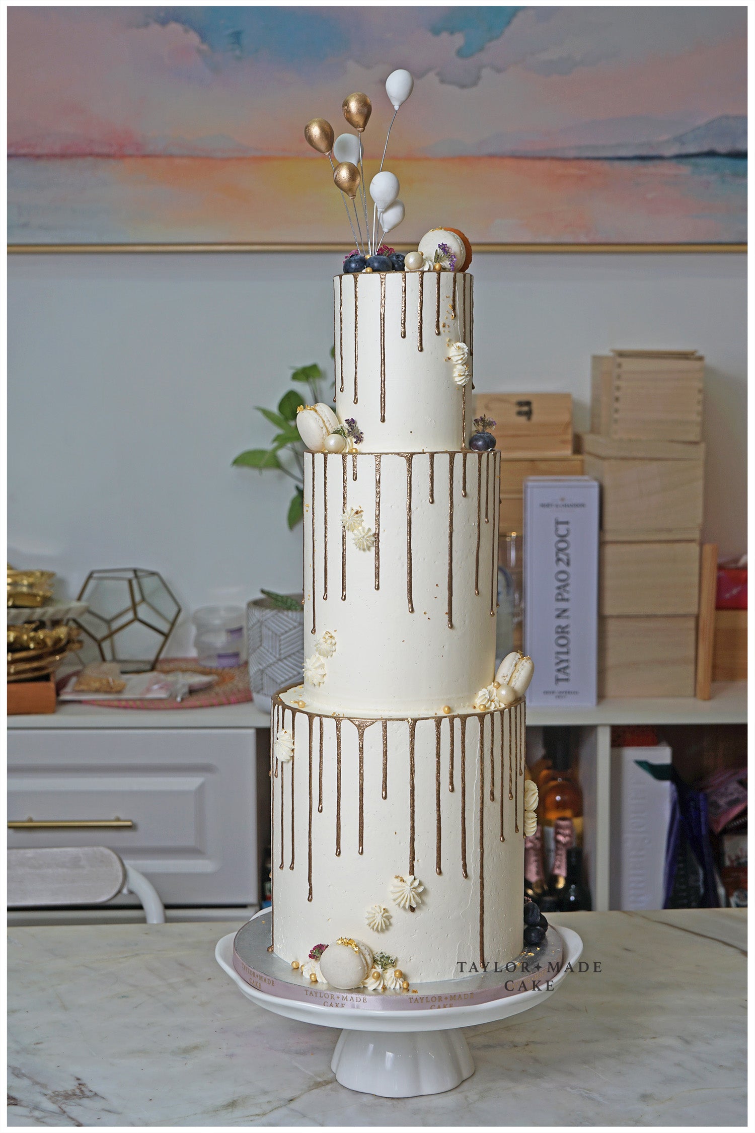 Golden Balloons Wedding Cake