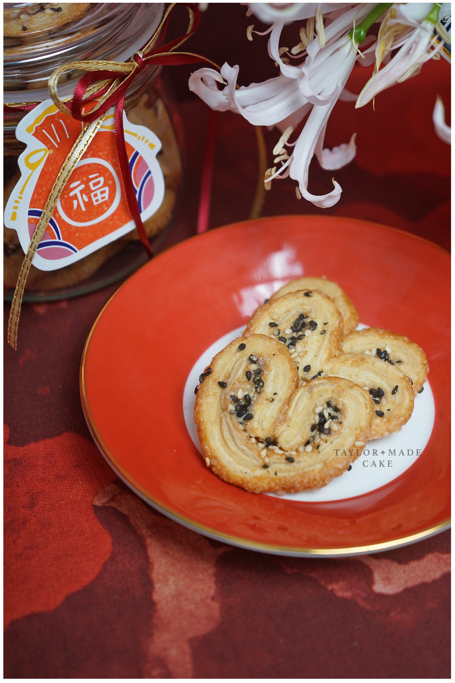 Black & White Sesame Palmier in Jar