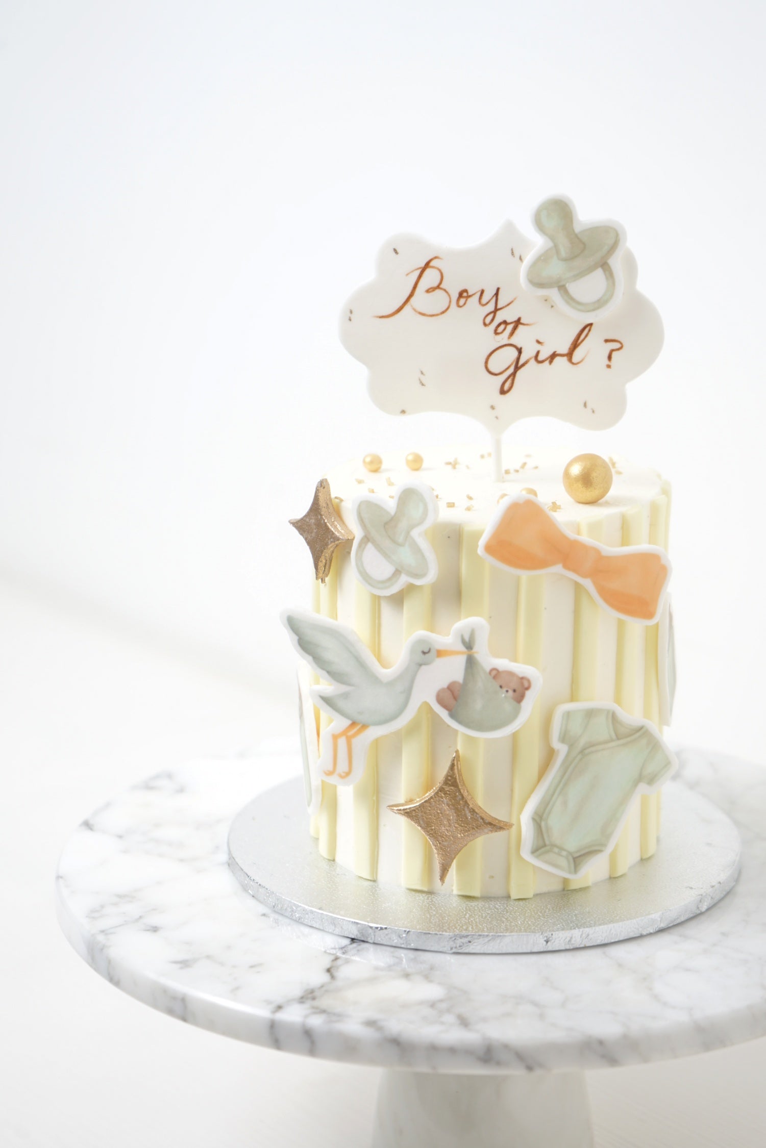 Mini Dreamy Gender Reveal Cake