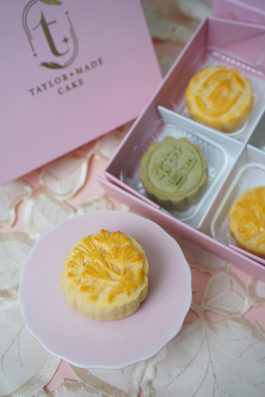 Lava Mooncake (4 Pieces Gift Set)