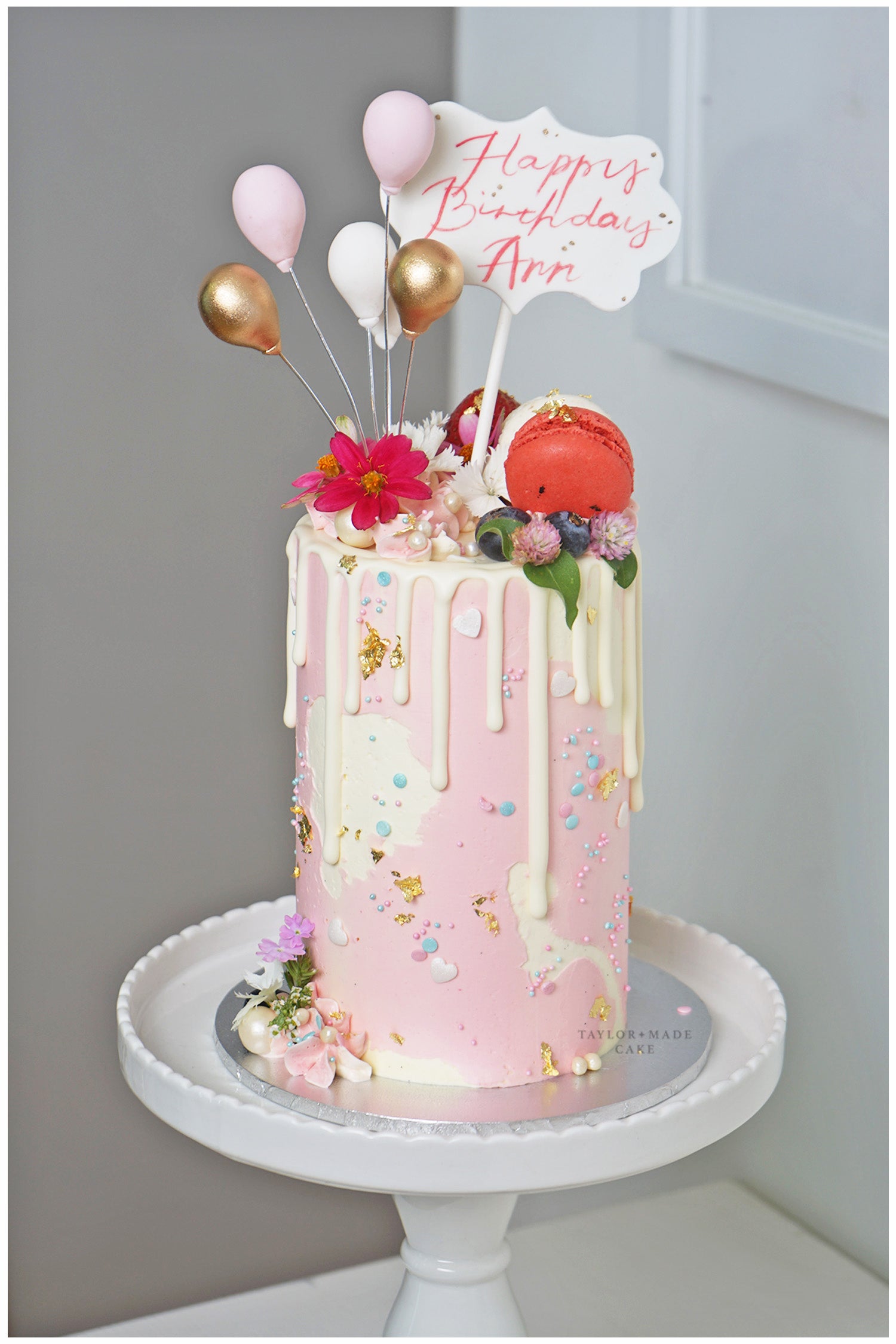 Classic Balloon Cake