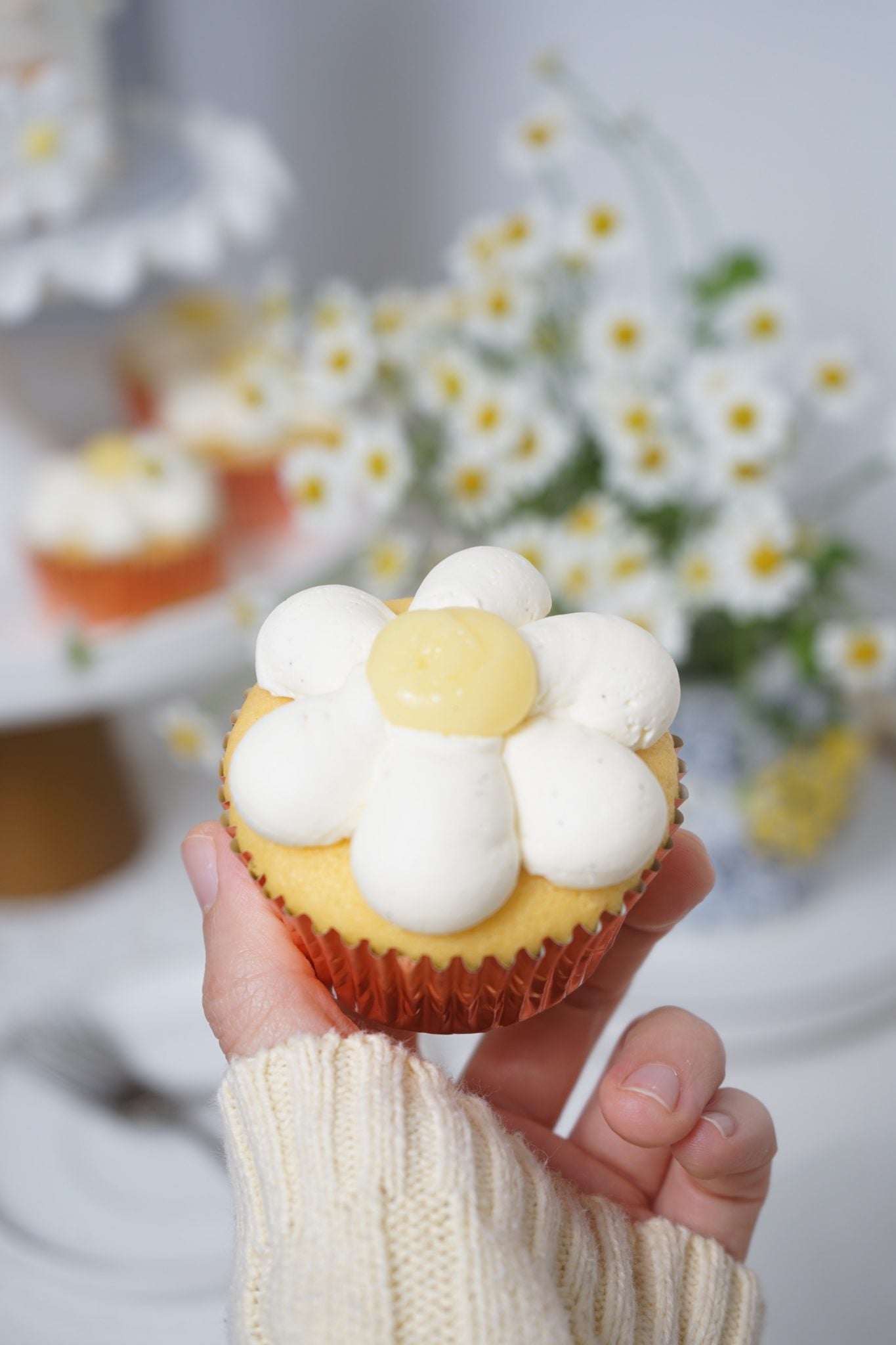 Honey Lemon Daisy Cupcake Set
