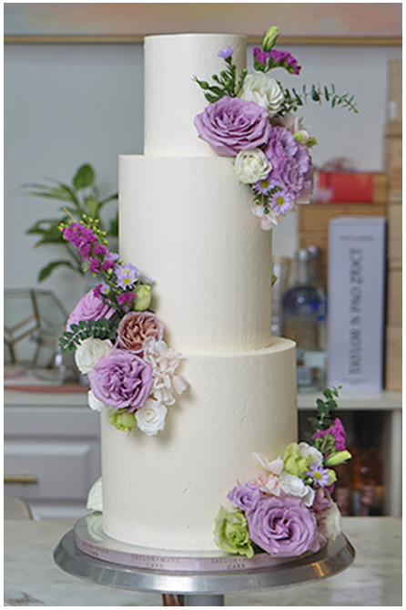 紫羅蘭婚禮蛋糕