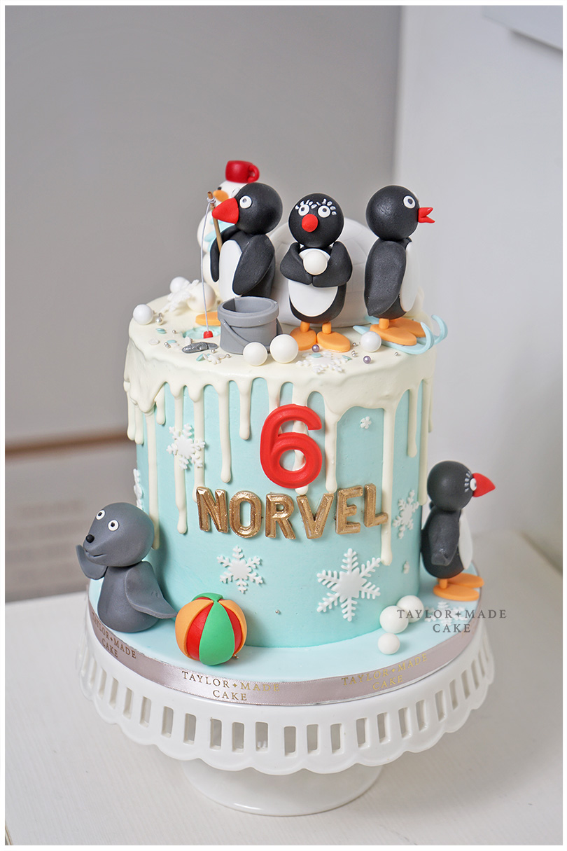 Penguin cake